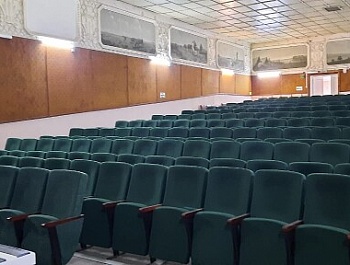 Закончились работы по установке кресел в зрительном зале СДК села Новопавловка